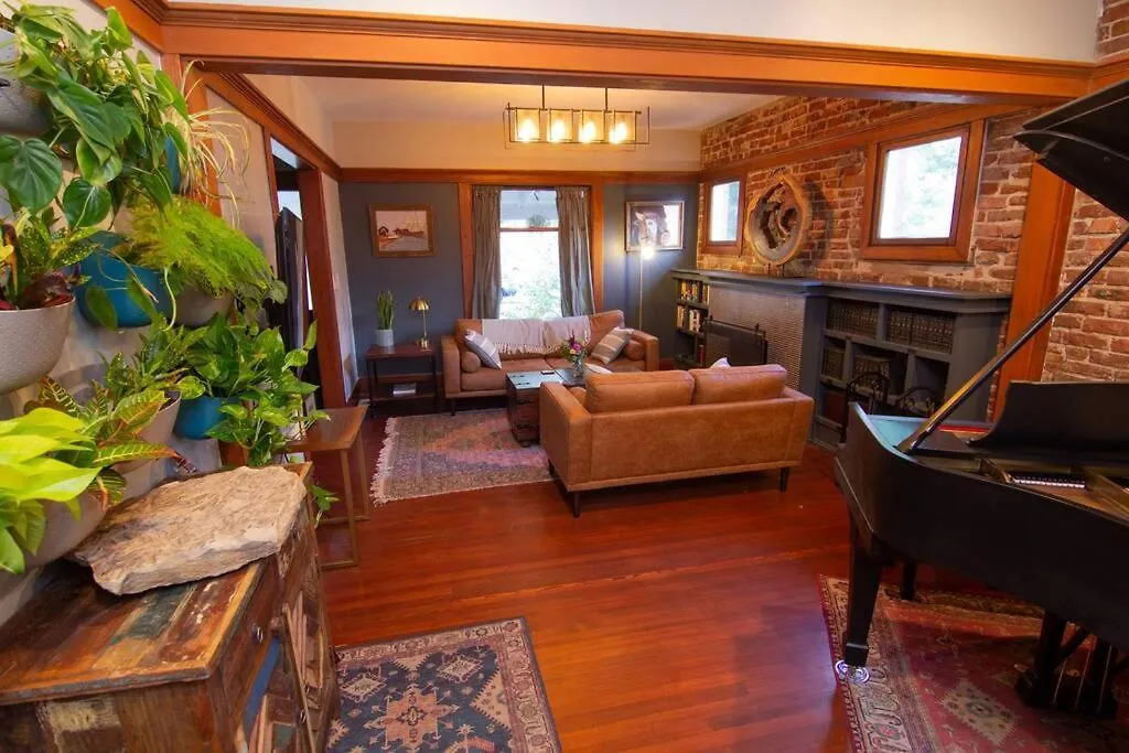 Perfect Urban Sanctuary For 8 W Hot Tub Near City Park Denver 0*,  USA
